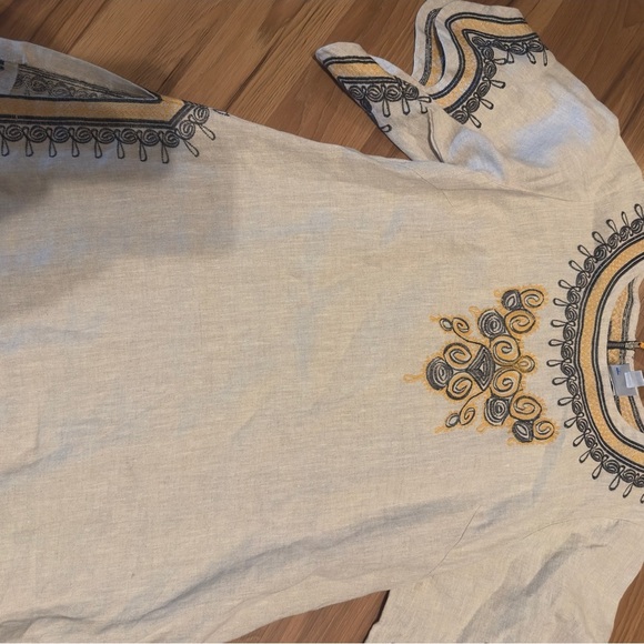 Ivy Jane Boho 100% Linen Cream Tunic with Black and Yellow Embroidery - Picture 3 of 5